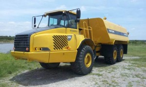 2004 Volvo A35D Water Truck For Sale